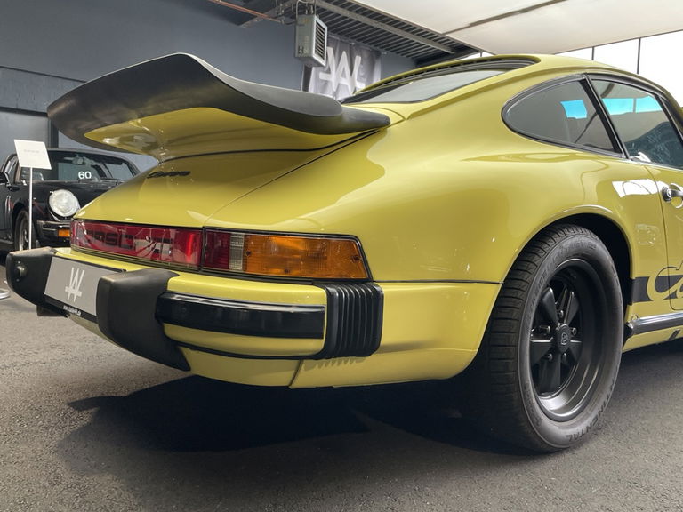 Porsche 911 Carrera 3.2 (US)