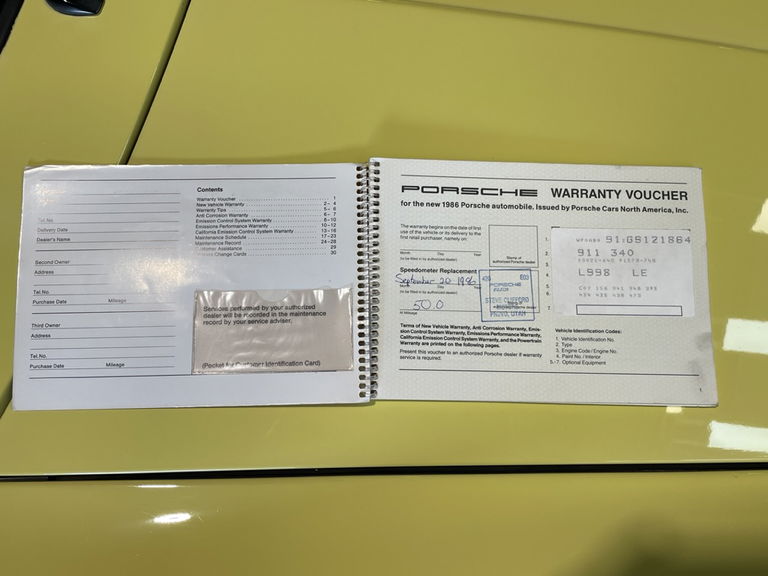 Porsche 911 Carrera 3.2 (US)