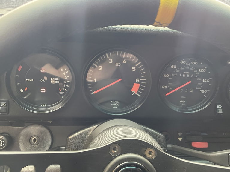 Porsche 911 Carrera 3.2 (US)