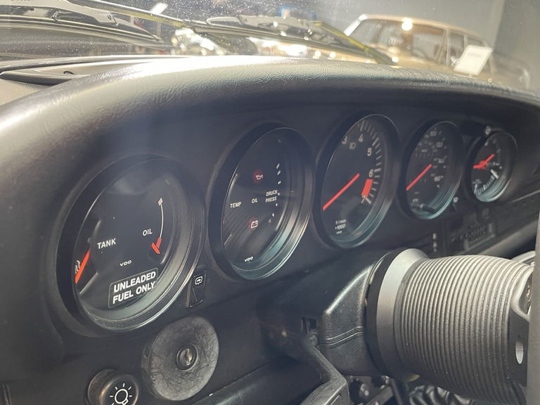 Porsche 911 Carrera 3.2 (US)