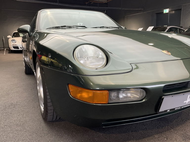 Porsche 968
