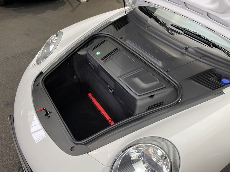 Porsche 997.2 Carrera GTS