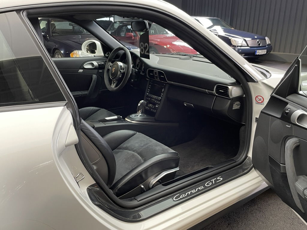 Porsche 997.2 Carrera GTS