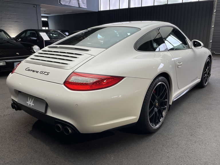 Porsche 997.2 Carrera GTS