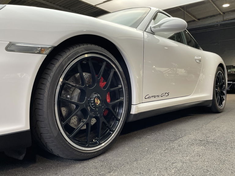 Porsche 997.2 Carrera GTS