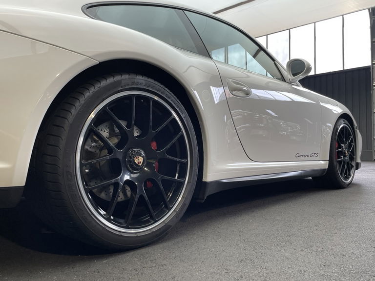 Porsche 997.2 Carrera GTS