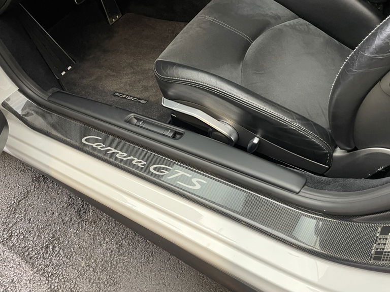 Porsche 997.2 Carrera GTS