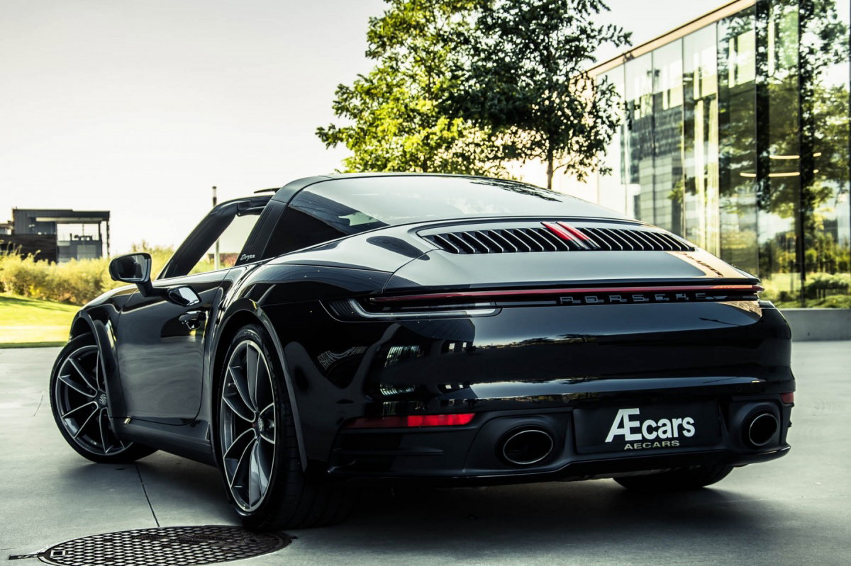 Porsche 992 Targa 4S 2021 - elferspot.com - Marketplace for