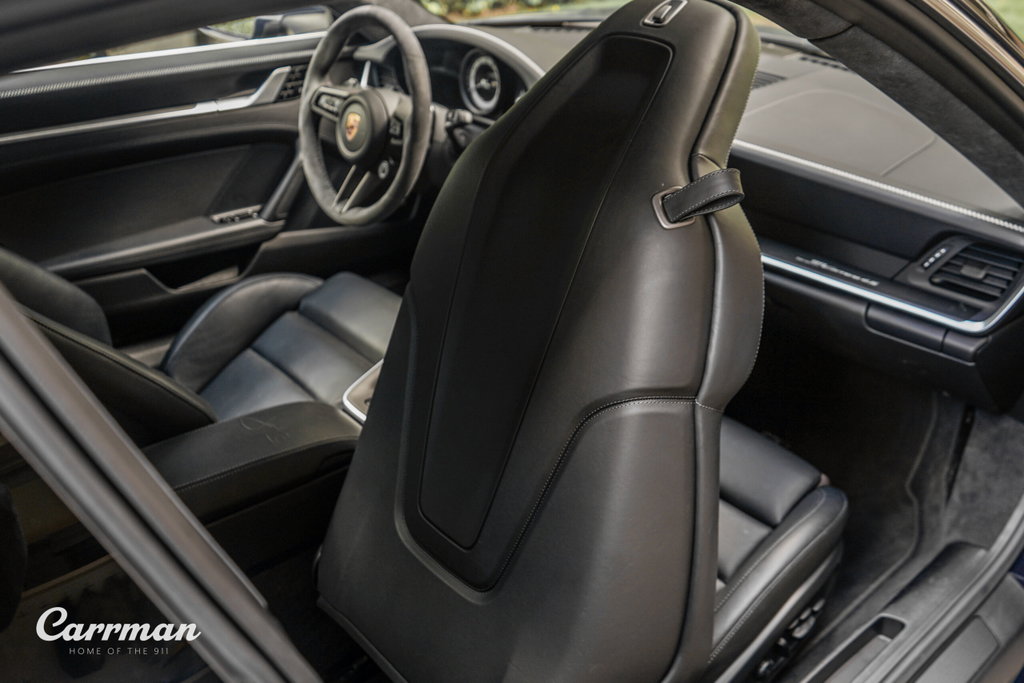 Porsche 992 Belgian Legend Edition