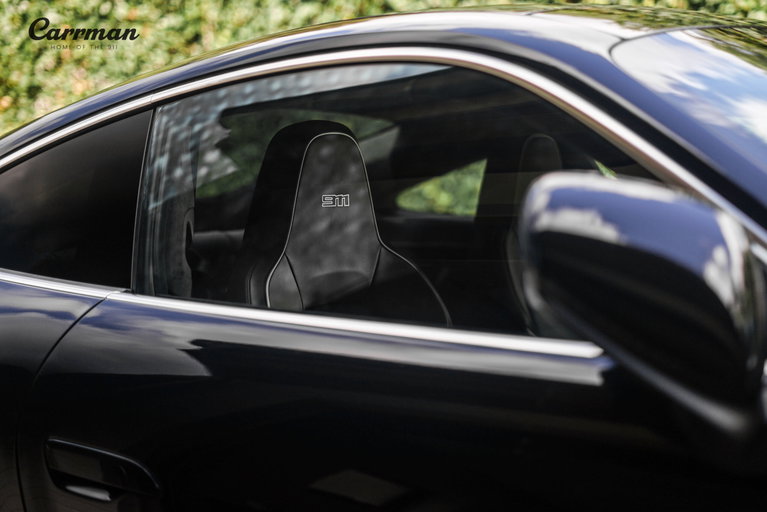 Porsche 992 Belgian Legend Edition