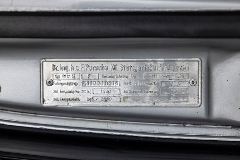 Porsche 911 S (F-Modell)