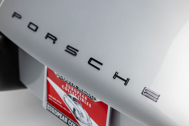 Porsche 911 S (F-Modell)