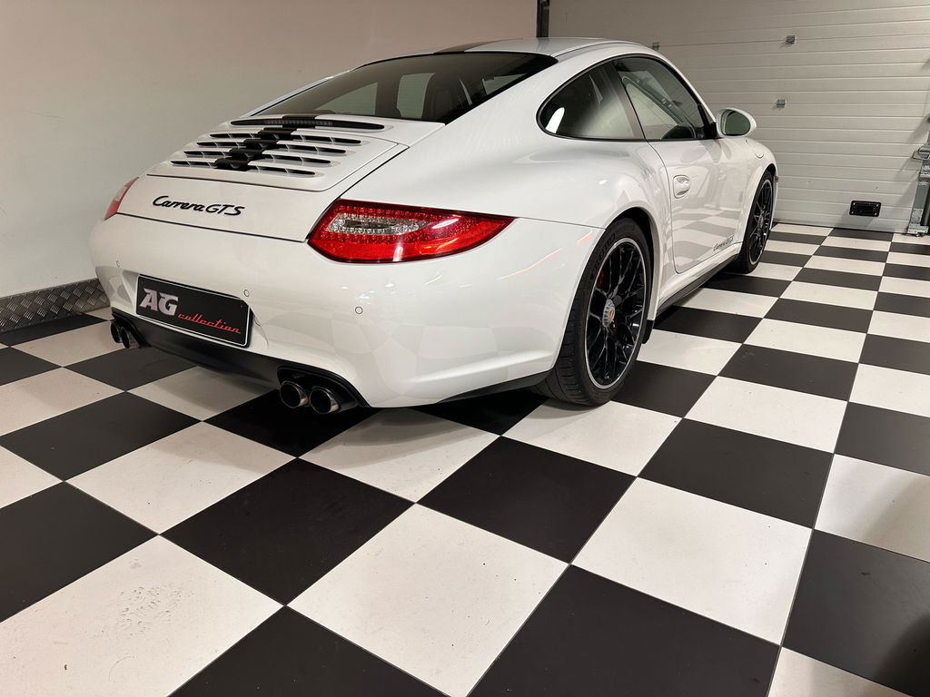 Porsche 997.2 Carrera GTS
