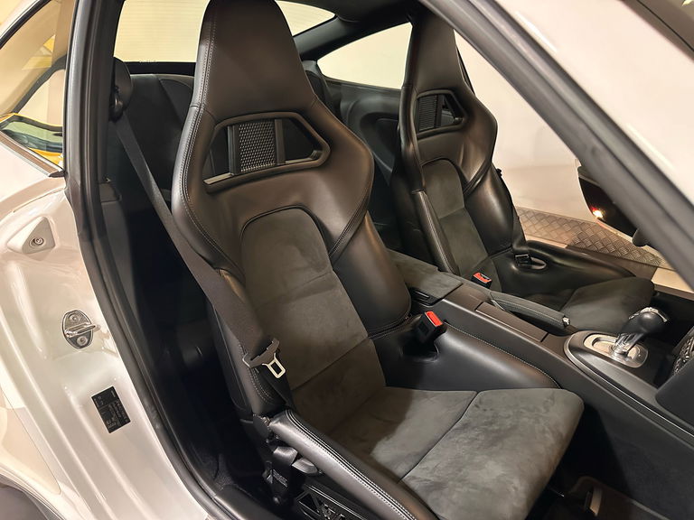 Porsche 997.2 Carrera GTS