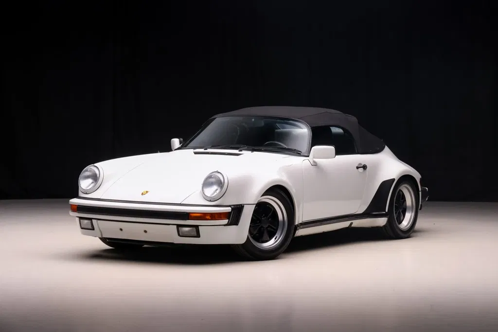Porsche 911 Carrera 3.2 Speedster (US)