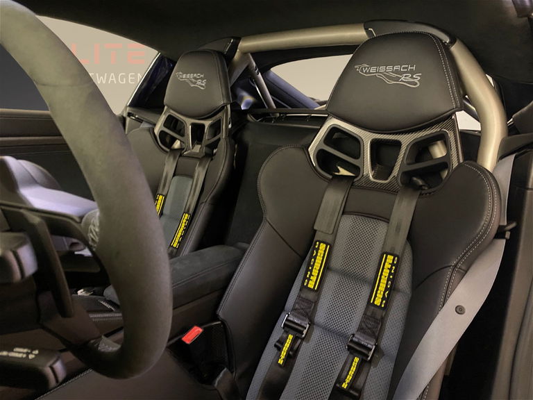 Porsche 718 Cayman GT4 RS