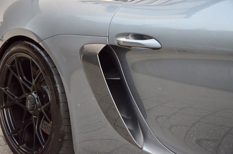 Porsche 718 Spyder RS