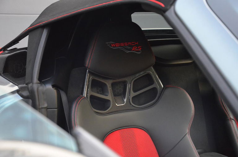 Porsche 718 Spyder RS