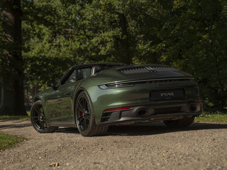 Porsche 992 Carrera 4 GTS