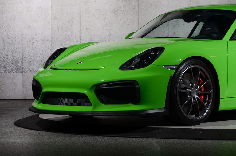 Porsche 981 Cayman GT4