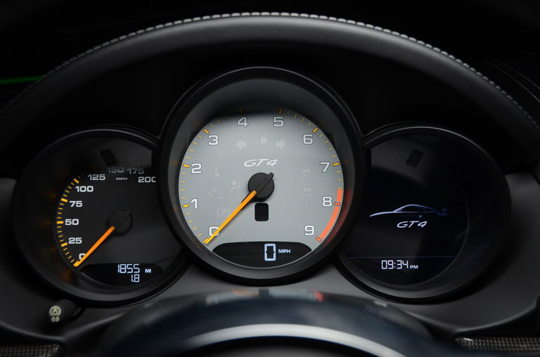 Porsche 981 Cayman GT4