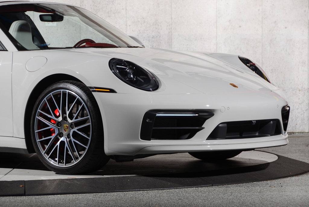Porsche 992 Targa 4S