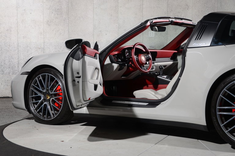 Porsche 992 Targa 4S