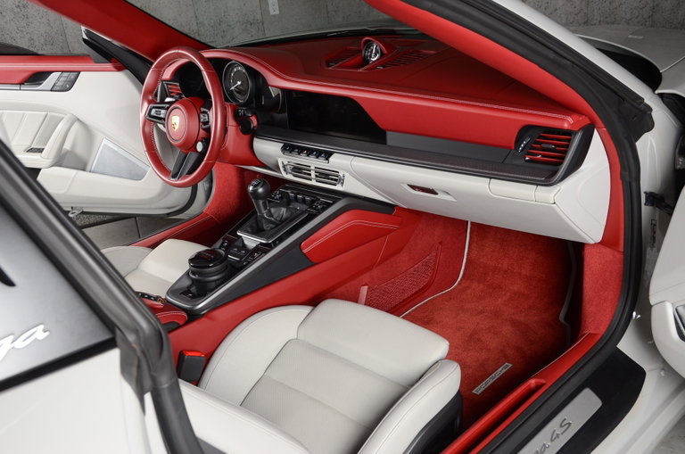 Porsche 992 Targa 4S