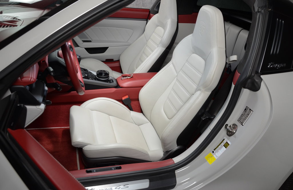 Porsche 992 Targa 4S