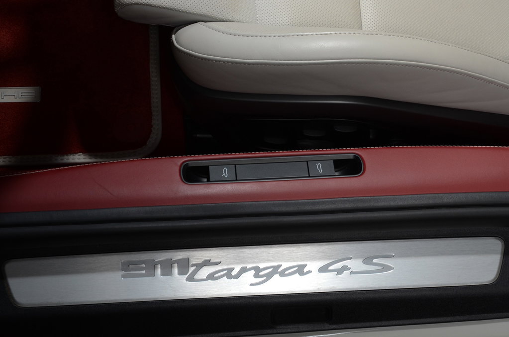 Porsche 992 Targa 4S