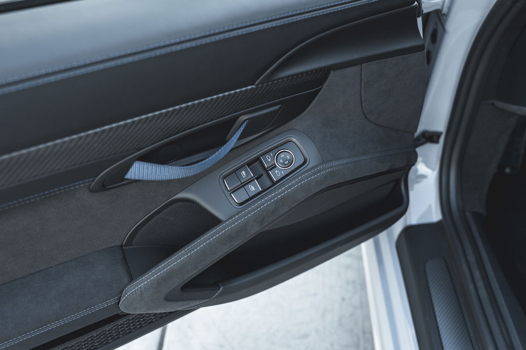 Porsche 718 Cayman GT4 RS