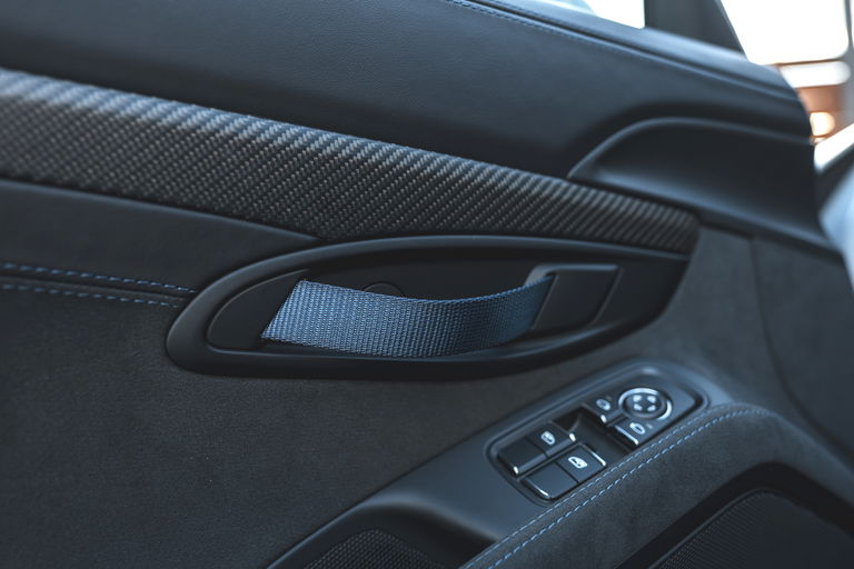 Porsche 718 Cayman GT4 RS