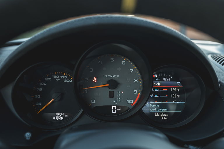 Porsche 718 Cayman GT4 RS