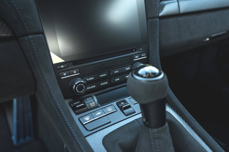 Porsche 718 Cayman GT4 RS