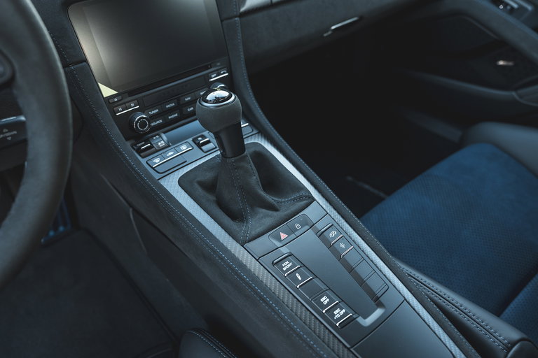 Porsche 718 Cayman GT4 RS