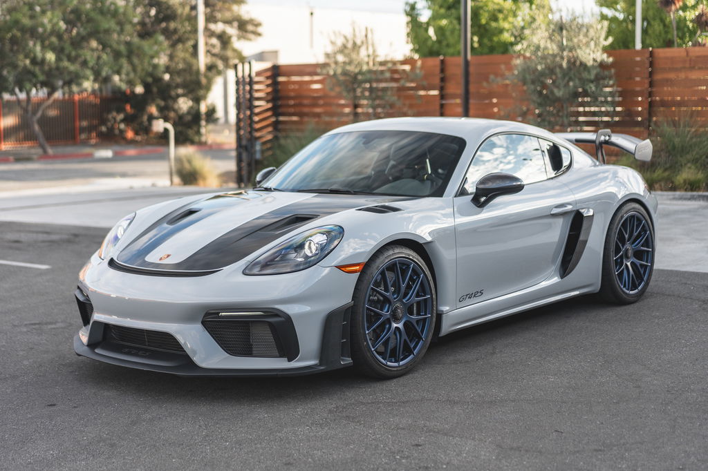 Porsche 718 Cayman GT4 RS