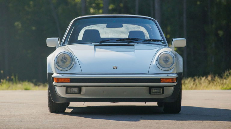 Porsche 911 Turbo 3.3 (US)