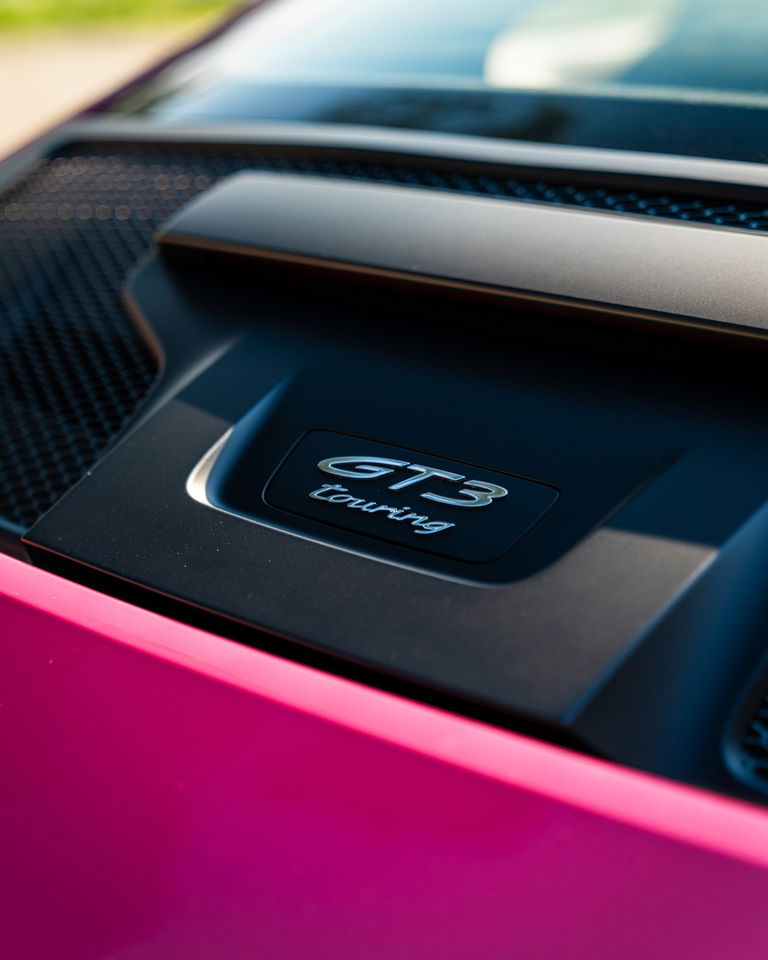 Porsche 992 GT3 Touring