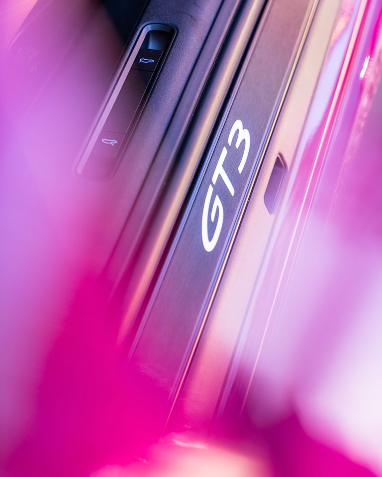 Porsche 992 GT3 Touring