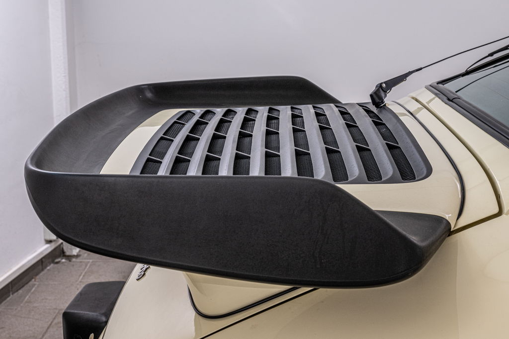 Porsche 911 Turbo 3.3