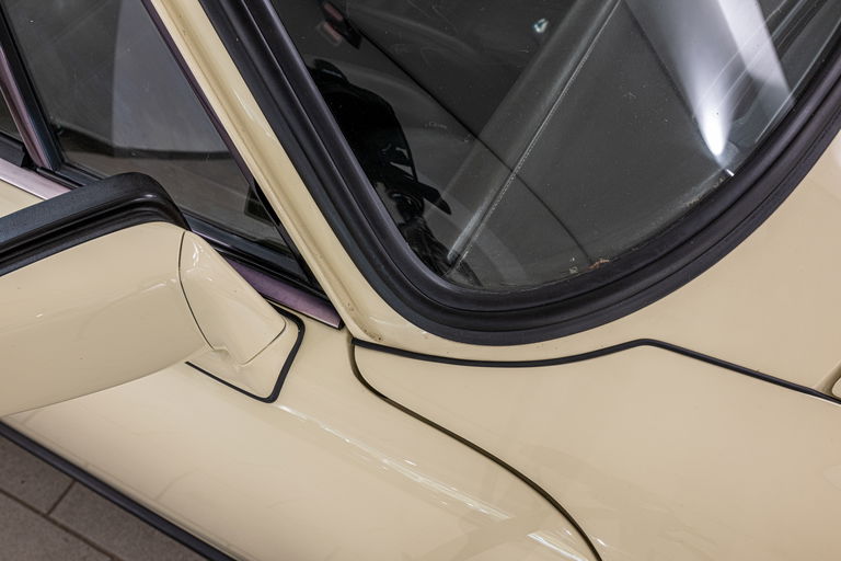 Porsche 911 Turbo 3.3