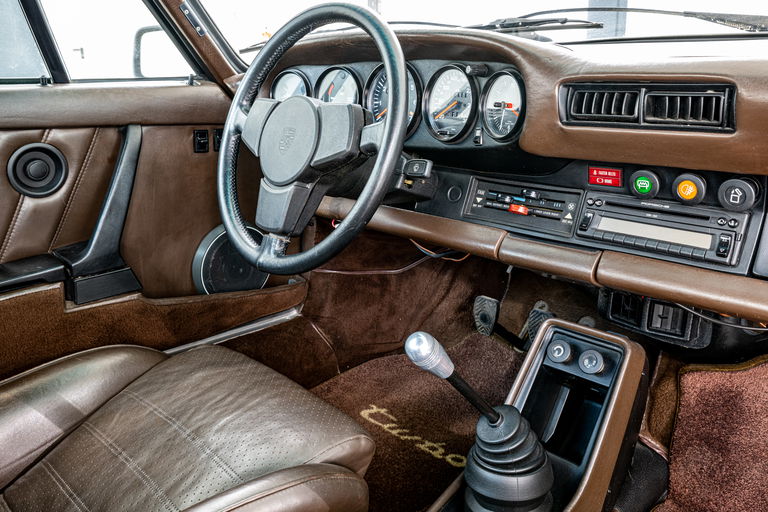 Porsche 911 Turbo 3.3