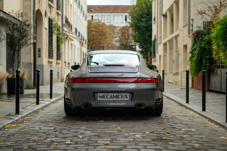 Porsche 996 Carrera 4S