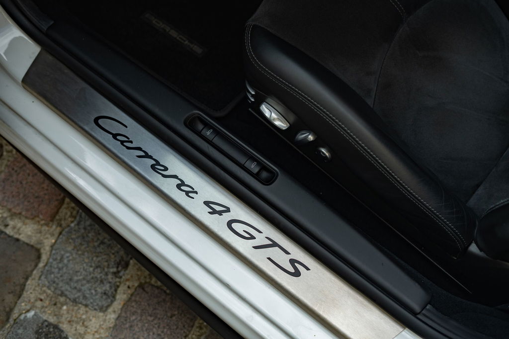 Porsche 997.2 Carrera 4 GTS