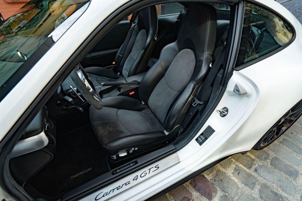 Porsche 997.2 Carrera 4 GTS