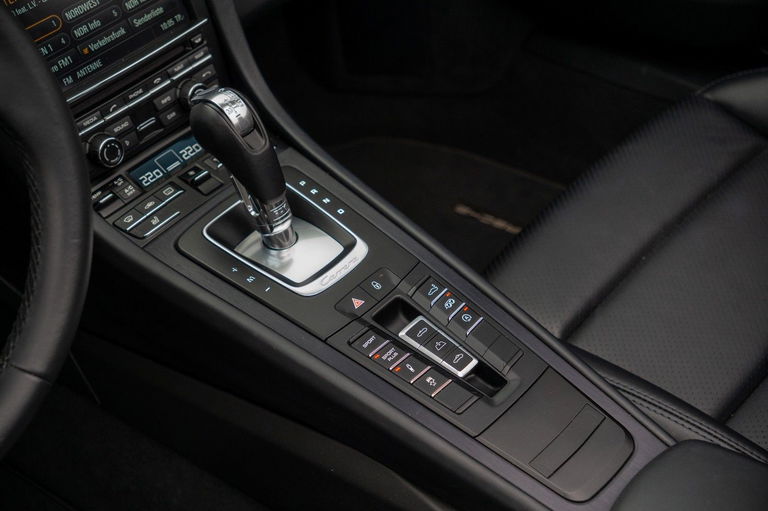 Porsche 991 Carrera GTS