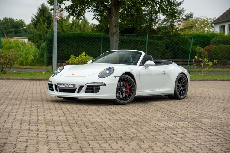 Porsche 991 Carrera GTS