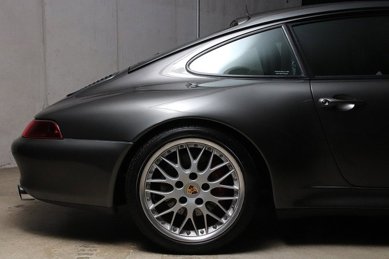 Porsche 993 Carrera 4S