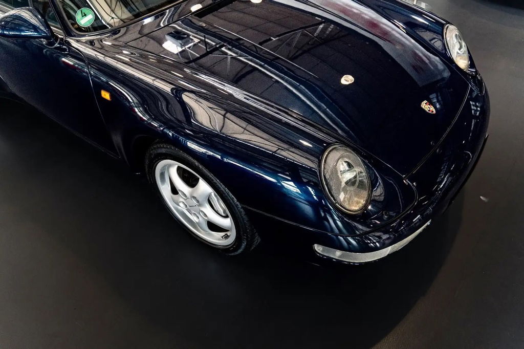 Porsche 993 Carrera 4