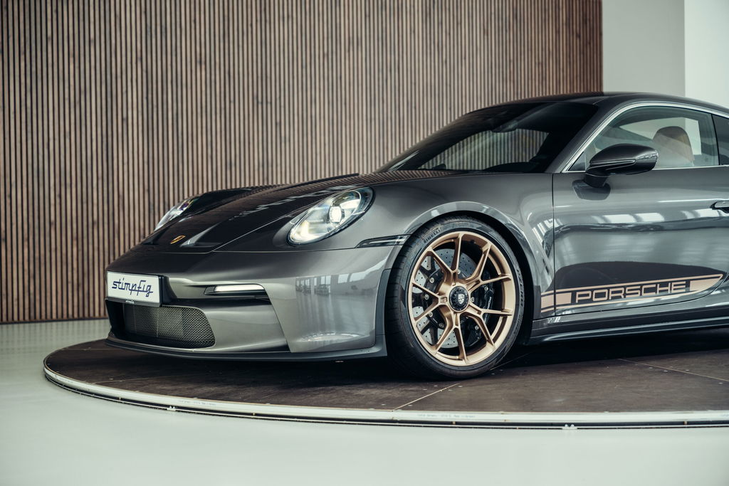 Porsche 992 GT3 Touring